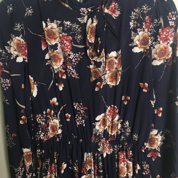 Shein - Navy Blue Floral Print Dress - Item#58 - Picture 4 of 5